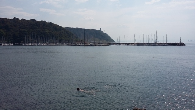 Sistiana (Trieste), Spiaggia della Caravella